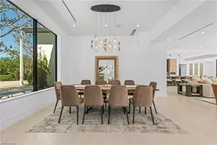 1800 Crayton Rd, Naples, FL 34102 - Photo 13