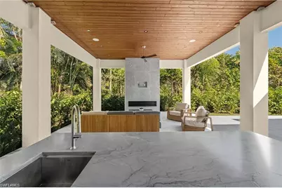 1800 Crayton Rd, Naples, FL 34102 - Photo 27