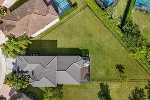 4172 Crescent Ct, Naples, FL 34119 - Photo 33