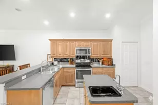 6671 Mangrove Way, Naples, FL 34109 - Photo 21