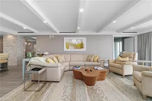 9051 Gulf Shore Dr, Naples, FL 34108 - Photo 7