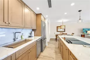 222 Harbour Dr, Naples, FL 34103 - Photo 11