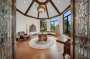 11507 Peregrine Ct, Naples, FL 34120 - Photo 5