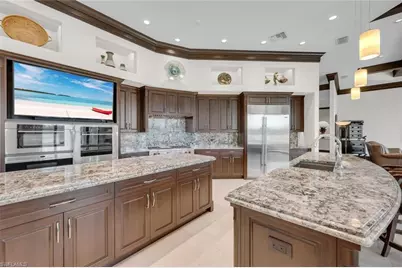 11507 Peregrine Ct, Naples, FL 34120 - Photo 7