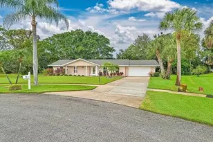 4135 Yarmouth Ct, North Fort Myers, FL 33903 - Photo 3