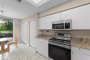 26290 Sunderland Dr, Bonita Springs, FL 34135 - Photo 7