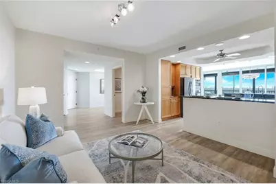 455 Cove Tower Dr #902, Naples, FL 34110 - Photo 7