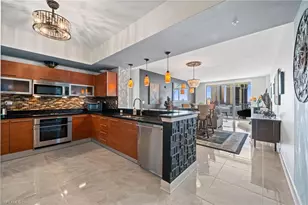 3000 Oasis Grand Blvd, Fort Myers, FL 33916 - Photo 5