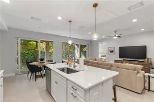 2640 Seychelles Cir, Naples, FL 34112 - Photo 15