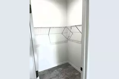 425 Mercedes Ct, Lehigh Acres, FL 33972 - Photo 7