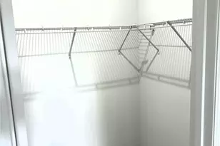 425 Mercedes Ct, Lehigh Acres, FL 33972 - Photo 7