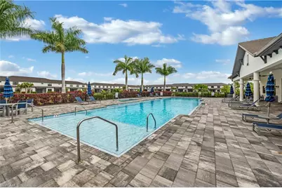 7549 Carnegie Way, Naples, FL 34119 - Photo 17