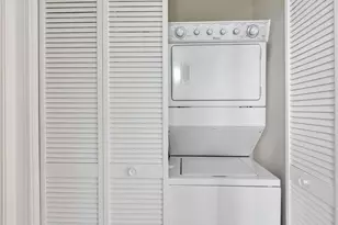 15114 Palmer Lake Cir, Naples, FL 34109 - Photo 29