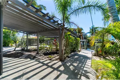 27189 Gasparilla Dr, Bonita Springs, FL 34135 - Photo 29