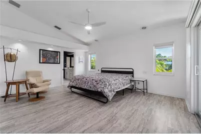 27189 Gasparilla Dr, Bonita Springs, FL 34135 - Photo 17