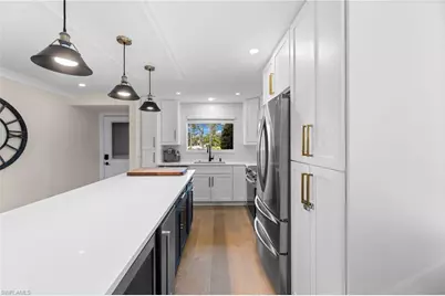 1686 Blue Point Ave #B1, Naples, FL 34102 - Photo 5