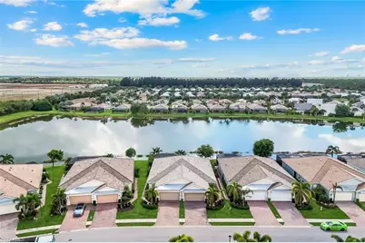 14795 Edgewater Cir, Naples, FL 34114 - Photo 31