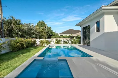 1317 Cypress Woods Dr, Naples, FL 34103 - Photo 21