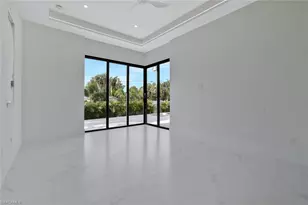 1317 Cypress Woods Dr, Naples, FL 34103 - Photo 7