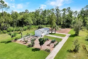 2552 52nd Ave NE, Naples, FL 34120 - Photo 37