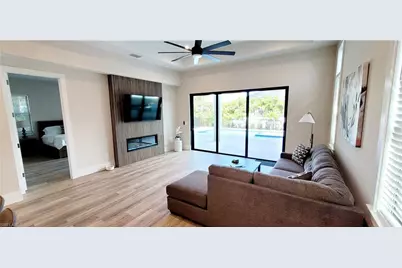 511 91st Ave N, Naples, FL 34108 - Photo 5