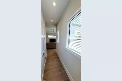 511 91st Ave N, Naples, FL 34108 - Photo 15