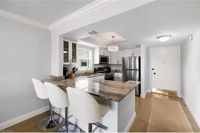 5 High Point Cir W #307, Naples, FL 34103 - Photo 7