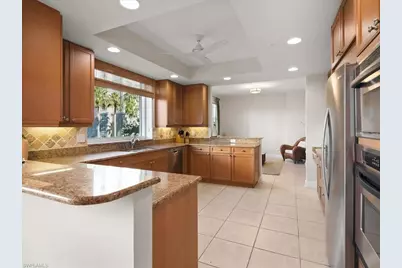 425 Cove Tower Dr #304, Naples, FL 34110 - Photo 5