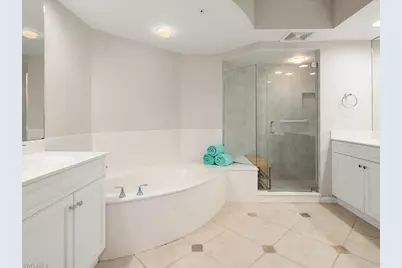425 Cove Tower Dr #304, Naples, FL 34110 - Photo 11