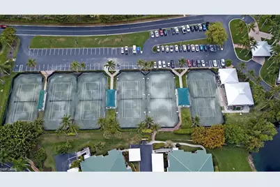 425 Cove Tower Dr #304, Naples, FL 34110 - Photo 25