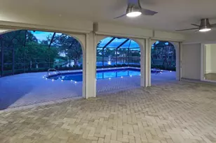 4916 Crayton Rd, Naples, FL 34103 - Photo 5