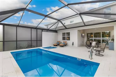 9194 Cayman Dr, Naples, FL 34114 - Photo 7