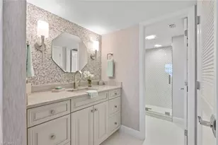 4251 Gulf Shore Blvd N, Naples, FL 34103 - Photo 19