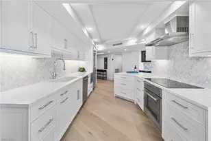 4901 Gulf Shore Blvd N, Naples, FL 34103 - Photo 9