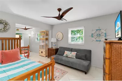 1337 Wisconsin Dr, Naples, FL 34103 - Photo 23