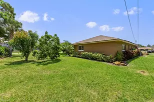 2219 SE 8th St, Cape Coral, FL 33990 - Photo 35