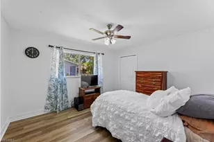 2219 SE 8th St, Cape Coral, FL 33990 - Photo 25