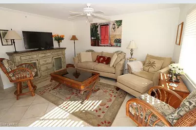 480 5th St S #202, Naples, FL 34102 - Photo 3