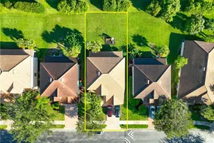 2029 Fairmont Ln, Naples, FL 34120 - Photo 35