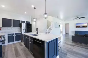 2029 Fairmont Ln, Naples, FL 34120 - Photo 9