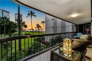 4551 Gulf Shore Blvd N, Naples, FL 34103 - Photo 17