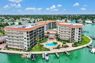 222 Harbour Dr, Naples, FL 34103 - Photo 15