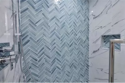 5253 Sycamore Dr, Naples, FL 34119 - Photo 29