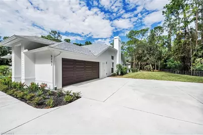 5253 Sycamore Dr, Naples, FL 34119 - Photo 43
