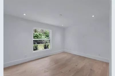 5253 Sycamore Dr, Naples, FL 34119 - Photo 33