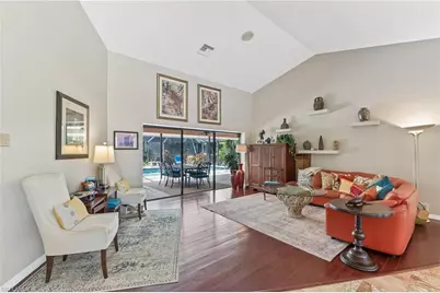 205 Muirfield Cir, Naples, FL 34113 - Photo 13