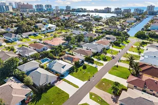 520 99th Ave N, Naples, FL 34108 - Photo 31