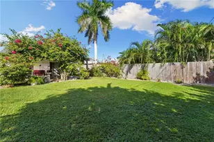 520 99th Ave N, Naples, FL 34108 - Photo 25