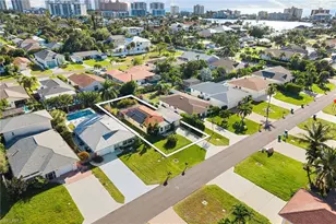 520 99th Ave N, Naples, FL 34108 - Photo 29