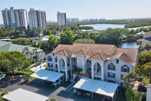 575 Club Side Dr, Naples, FL 34110 - Photo 7